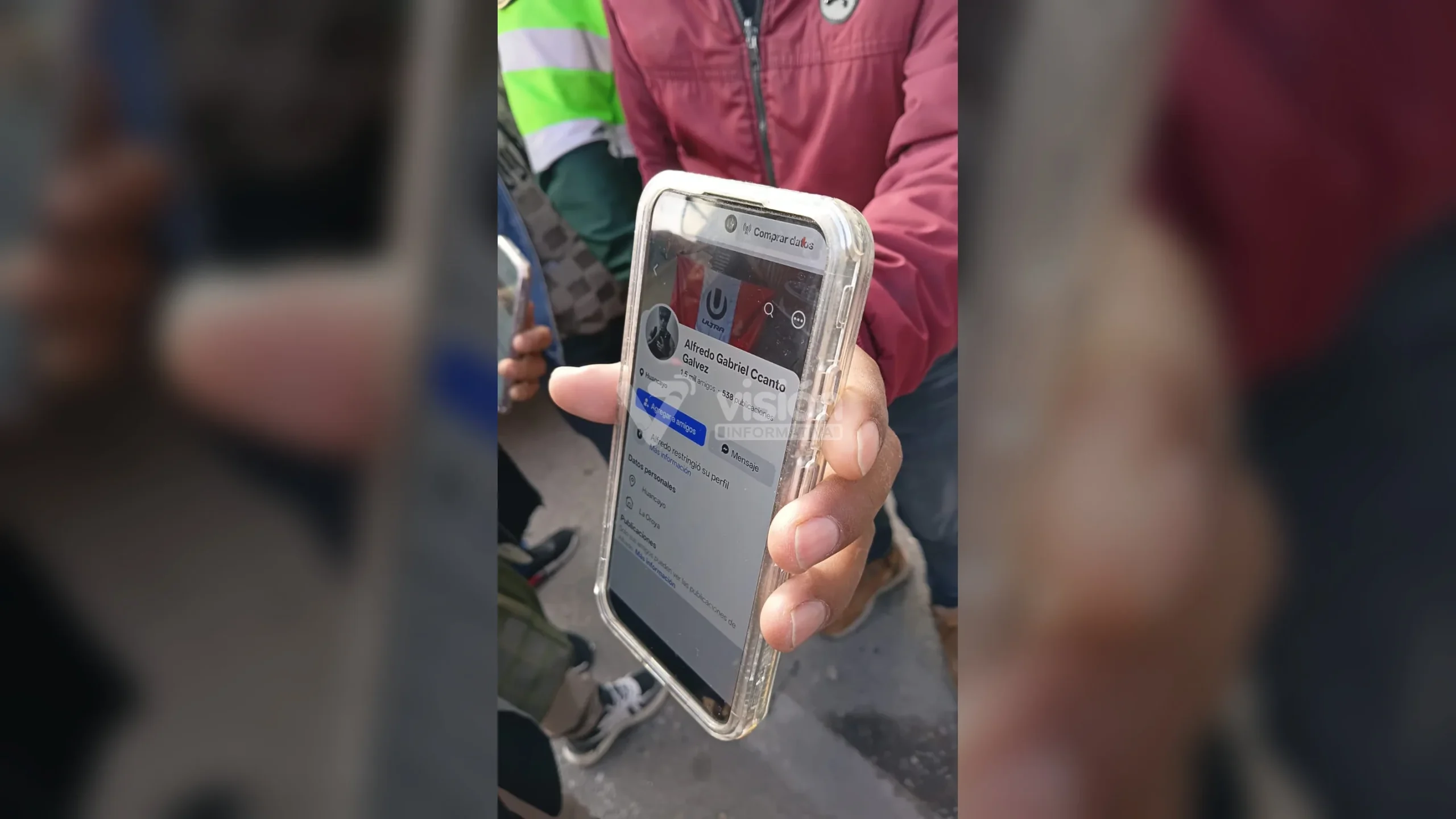 accidente de transito en la esquina de tupac en la oroya ocasionado por el vehiculo b7u942 que realizaba trabajos para deviandes, el fallecido seria alfredo canto galvez de 31 años