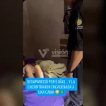 En pleno tráfico vehicular, un presunto delincuente muere tras ser baleado por el conductor al que intentó asaltar.