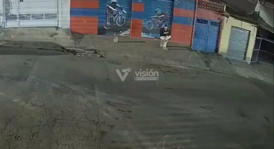 Tras haber sido víctima de un robo anterior, un ciudadano armado abatió a un presunto delincuente que intentó asaltarlo.