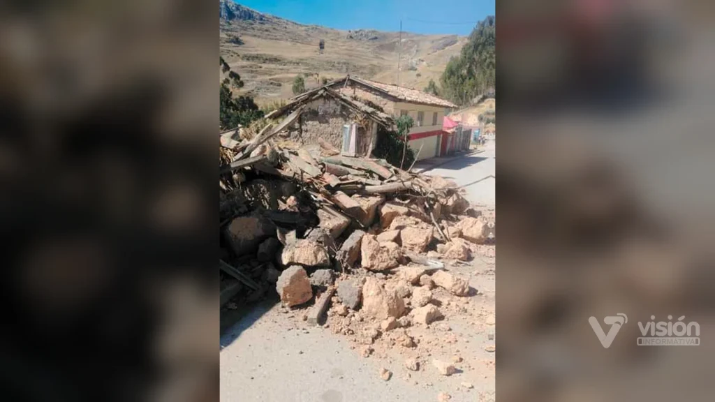Viviendas colapsan y deslizamientos bloquean vías tras último sismo de magnitud 5.0 en Junín