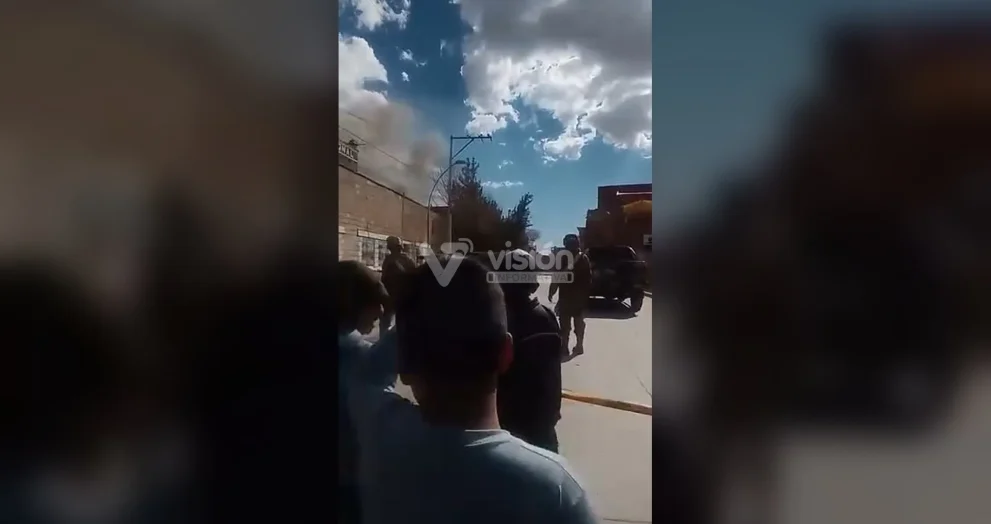 Pobladores captan en video una potente detonación que provocó momentos de pánico y angustia en el municipio de Viacha.