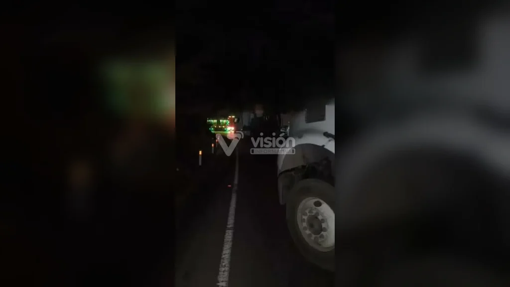 Un accidente de tránsito en la Carretera Central interrumpe la circulación vehicular y deja a cientos de conductores varados.