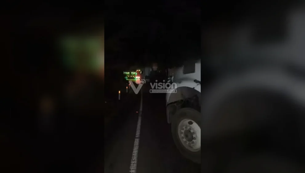 Un accidente de tránsito en la Carretera Central interrumpe la circulación vehicular y deja a cientos de conductores varados.
